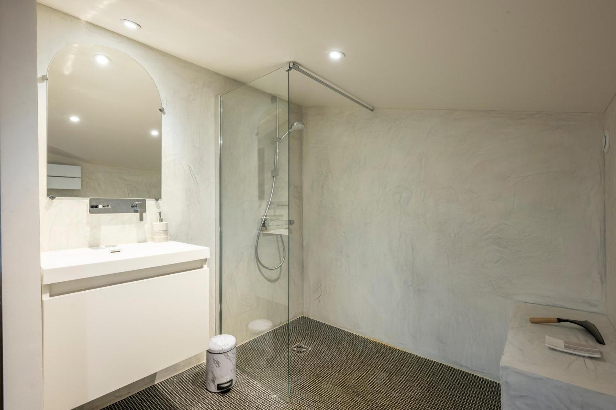 Superbe Loft - Situ Sur La Place Centrale Barcelonnette Buitenkant foto