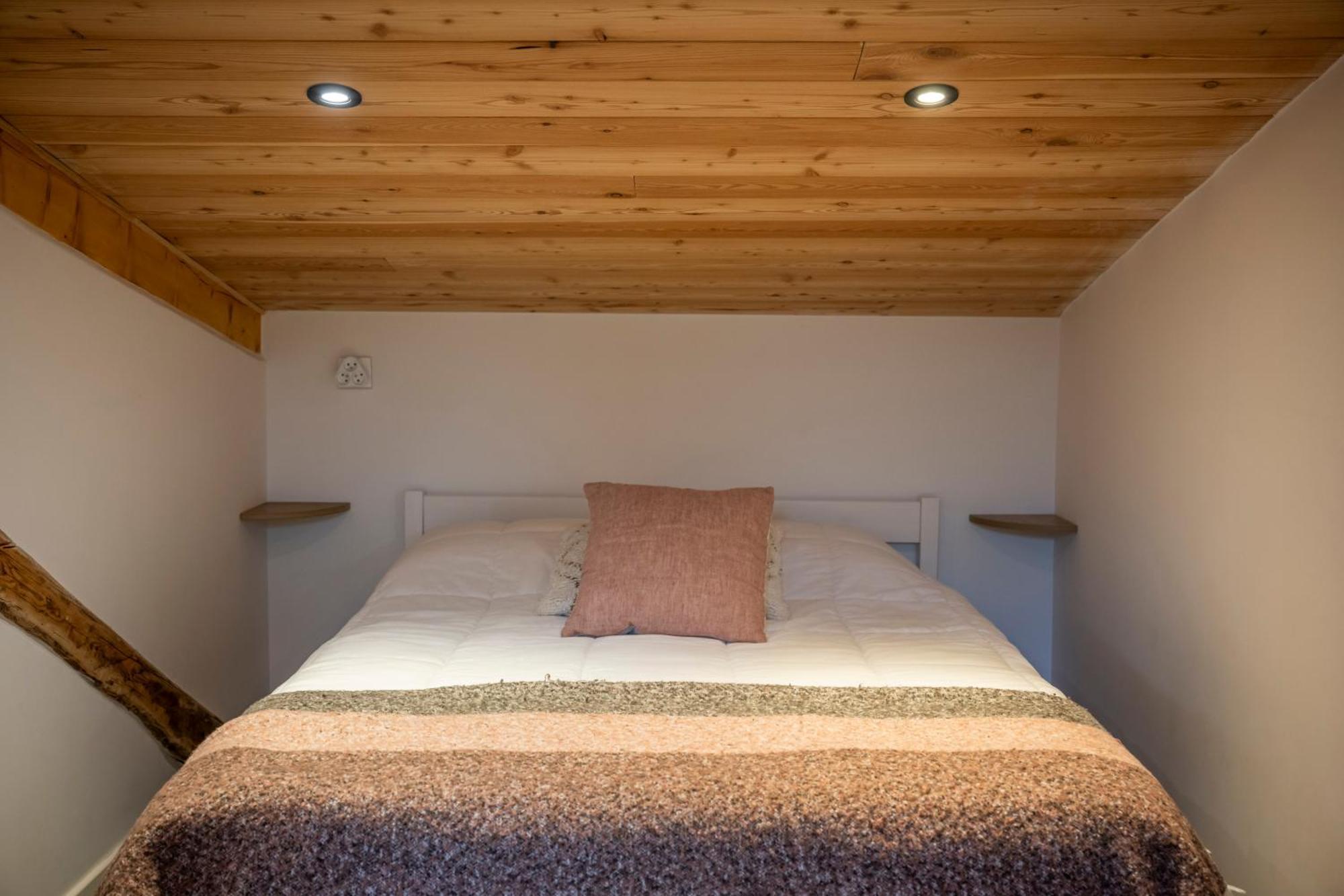 Superbe Loft - Situ Sur La Place Centrale Barcelonnette Buitenkant foto