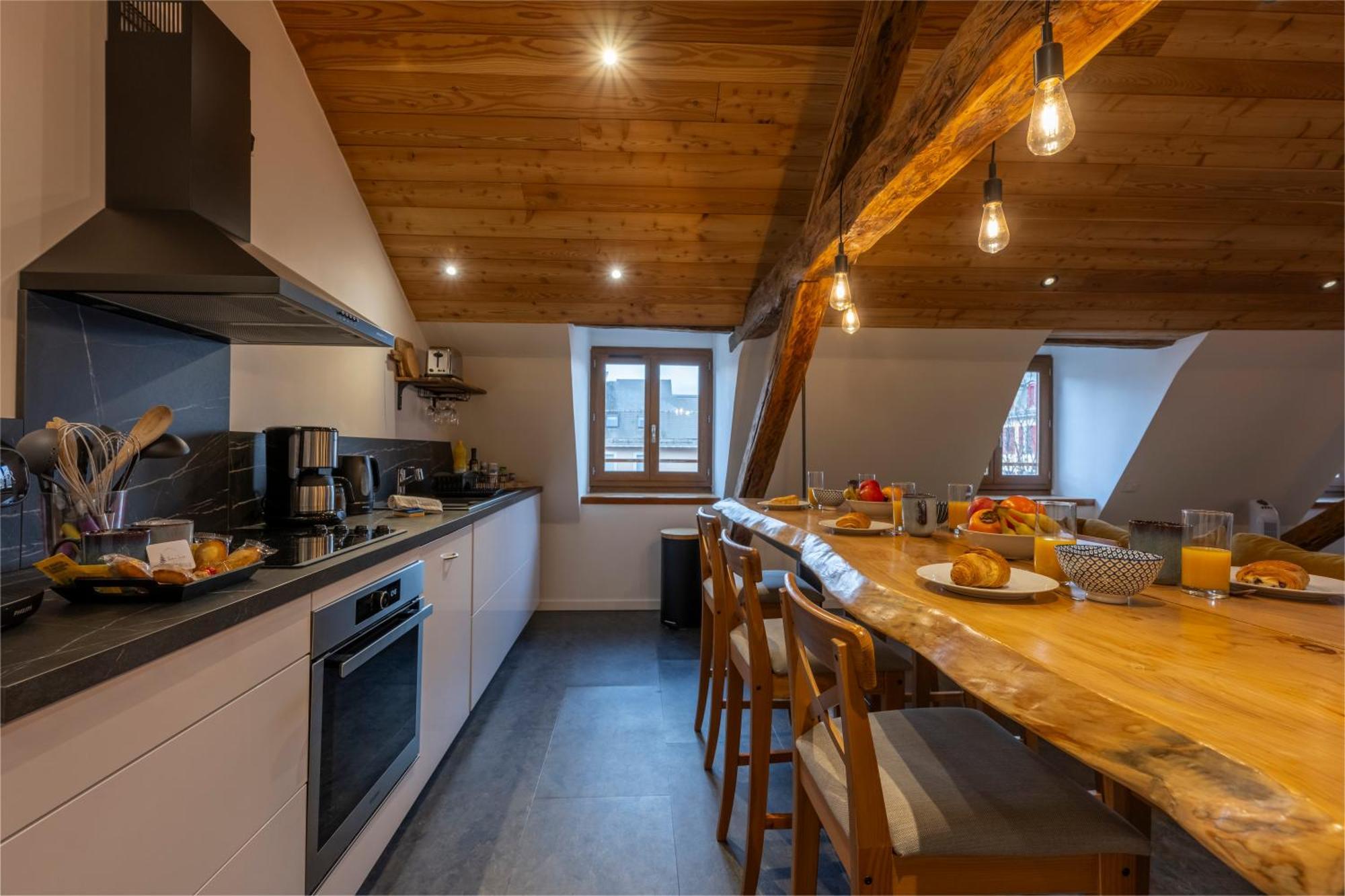 Superbe Loft - Situ Sur La Place Centrale Barcelonnette Buitenkant foto