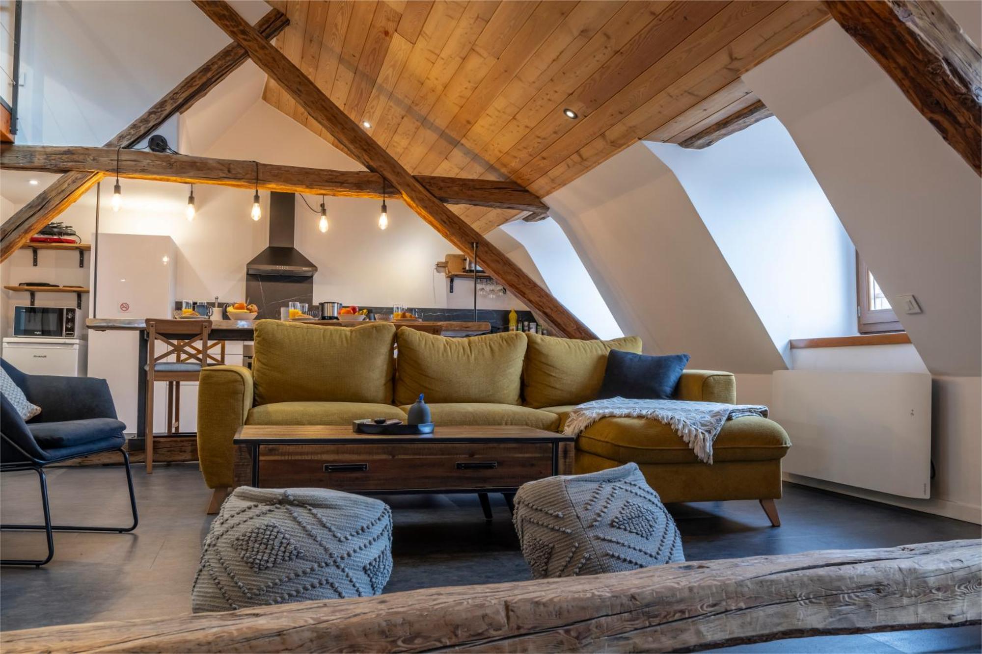 Superbe Loft - Situ Sur La Place Centrale Barcelonnette Buitenkant foto