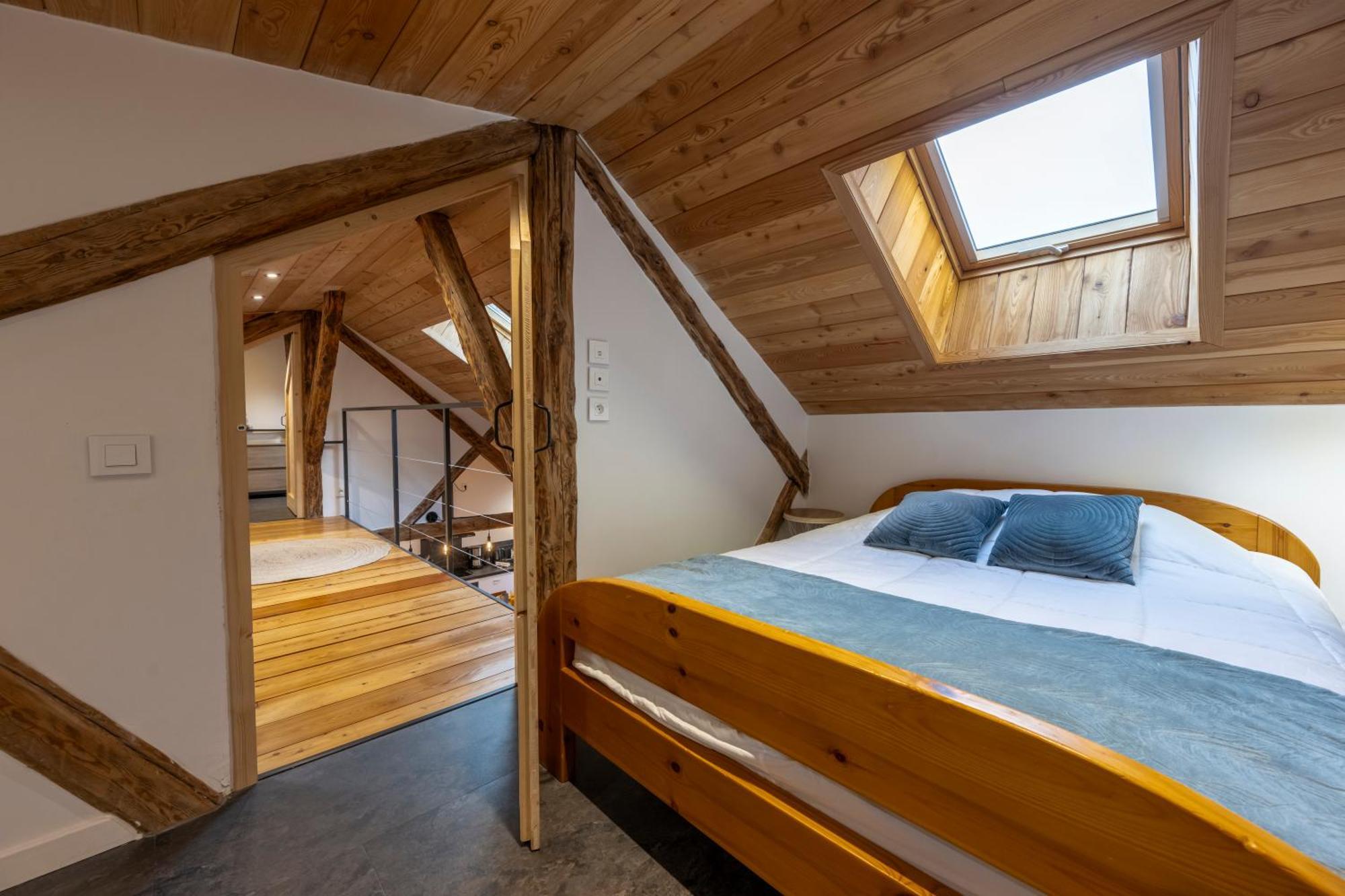 Superbe Loft - Situ Sur La Place Centrale Barcelonnette Buitenkant foto